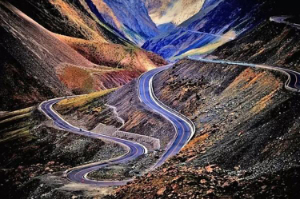 【2021年8月出发】南疆独库公路、巴音布鲁克大草原、塔克拉玛干沙漠公路、博斯腾湖十四天环线自驾之旅(乌鲁木齐往返)