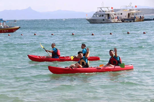皮划艇运动.jpg
